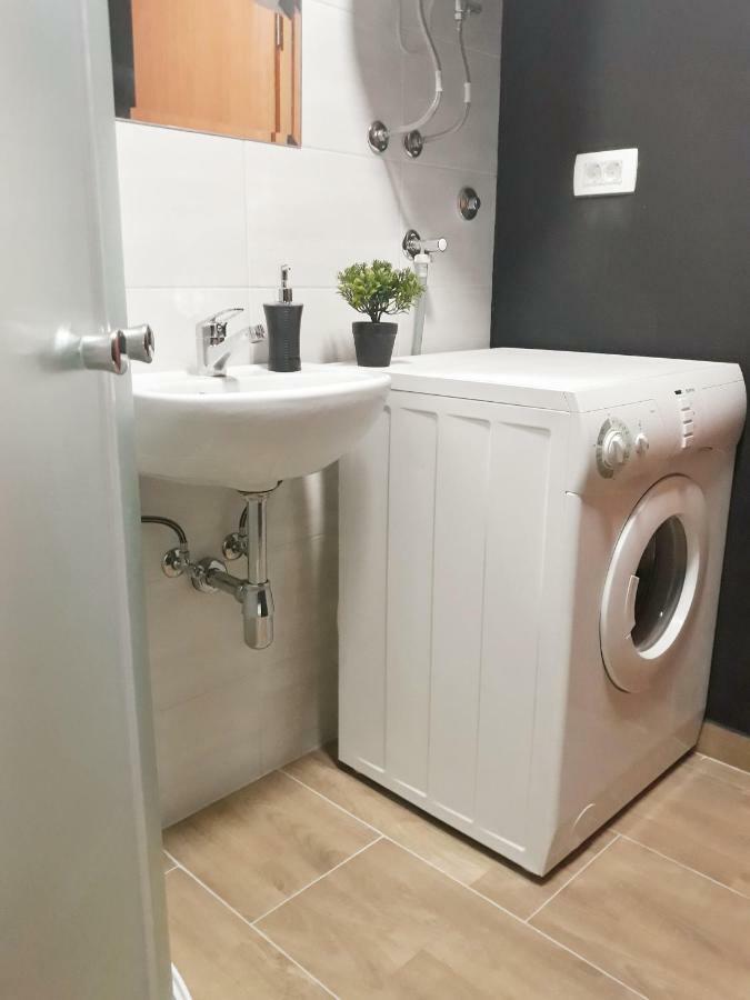 Villa Mihaela - Apartment Ika Цезарица Екстериор снимка